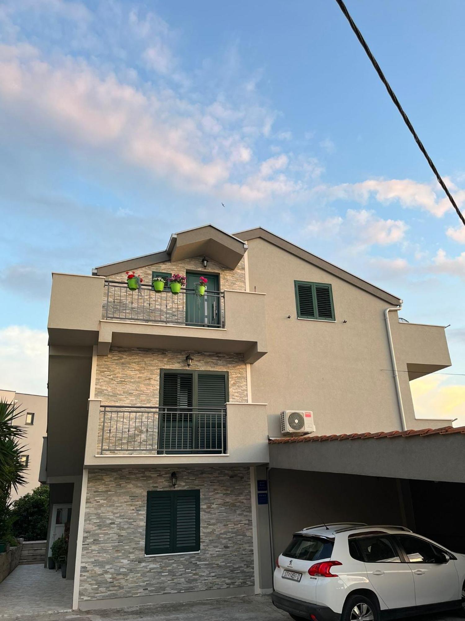 Apartmani Mm Трогір Екстер'єр фото