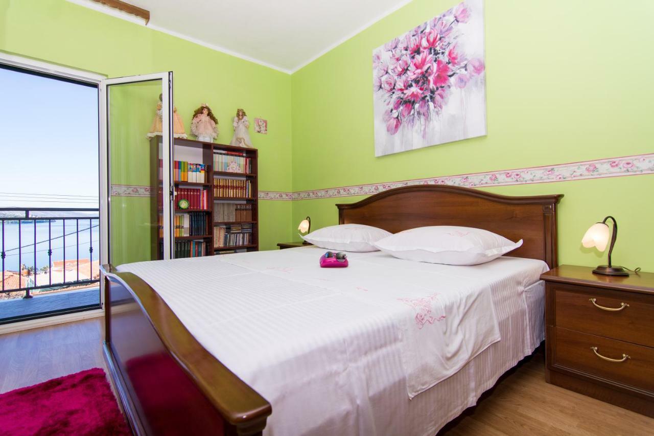 Apartmani Mm Трогір Екстер'єр фото